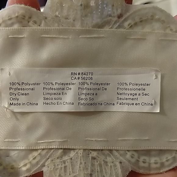 *sold*David's Bridal Pearl Rhinestone Wedding Belt - Picture 8 of 8